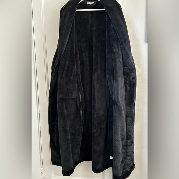 Nordstrom Robe - Picture 2 of 6